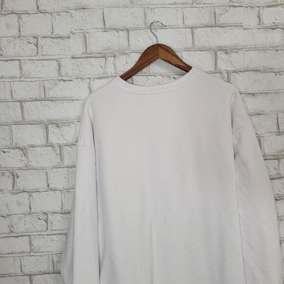 Levis NWOT crew neck sweatshirt - Picture 11 of 14